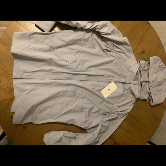 Fabletics Giana Jacket Grey NWT - Picture 8 of 10